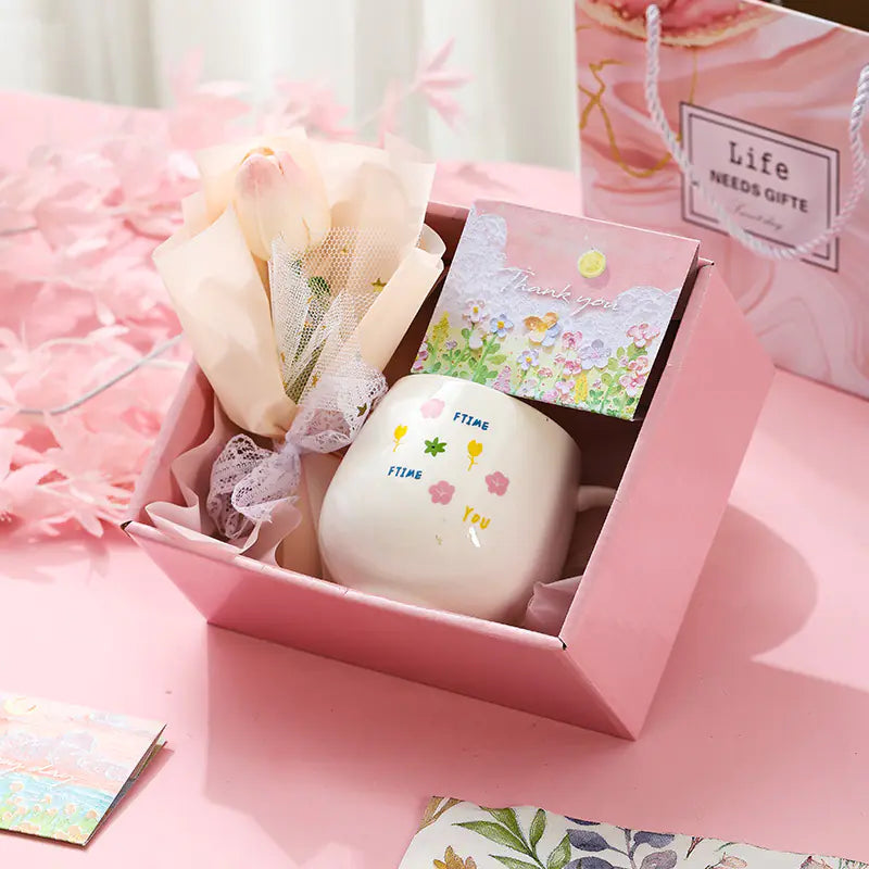 Ceramic Tulip Mug Gift Box for Friends and Occasions